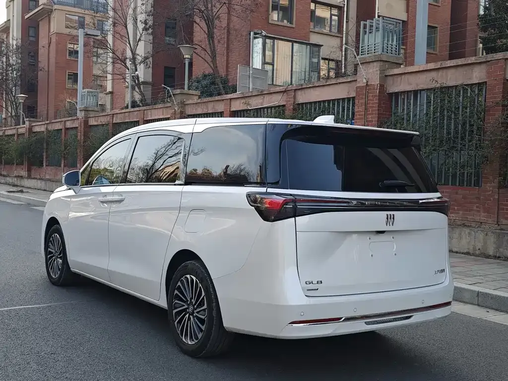 Buick GL8 Hybrid 2025 из CN, фото 6