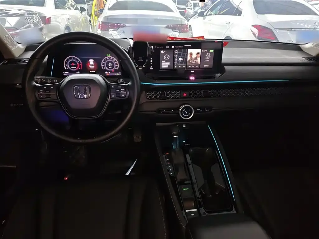 Honda Accord — фото 6
