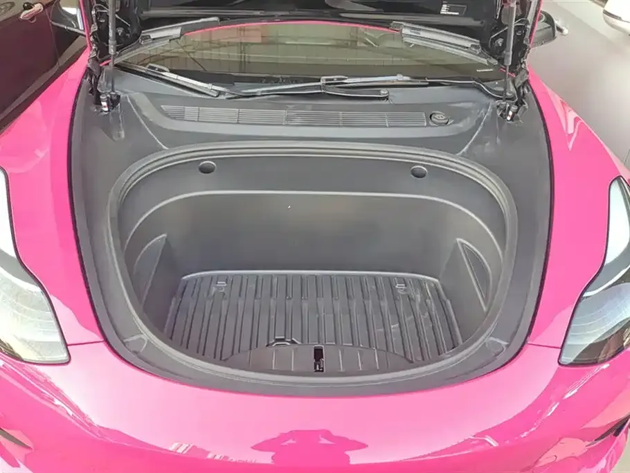Tesla Model 3 — фото 4