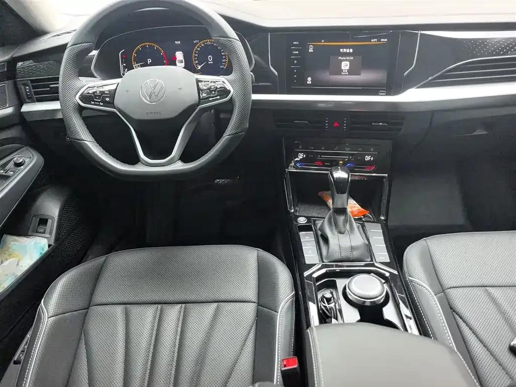 Volkswagen Passat — фото 8