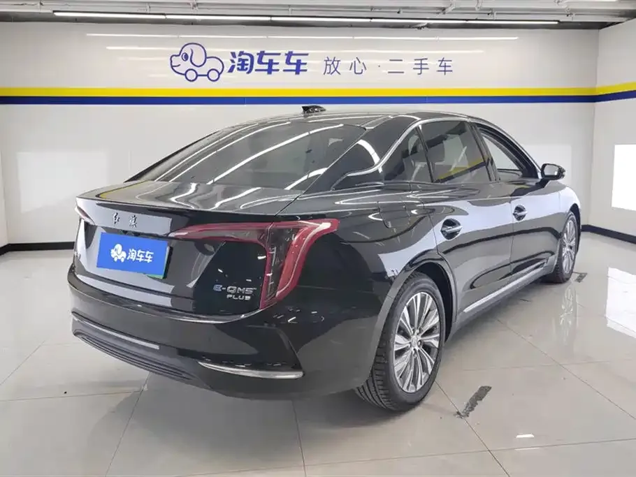 Hongqi E-QM5 2024 из CN, фото 6