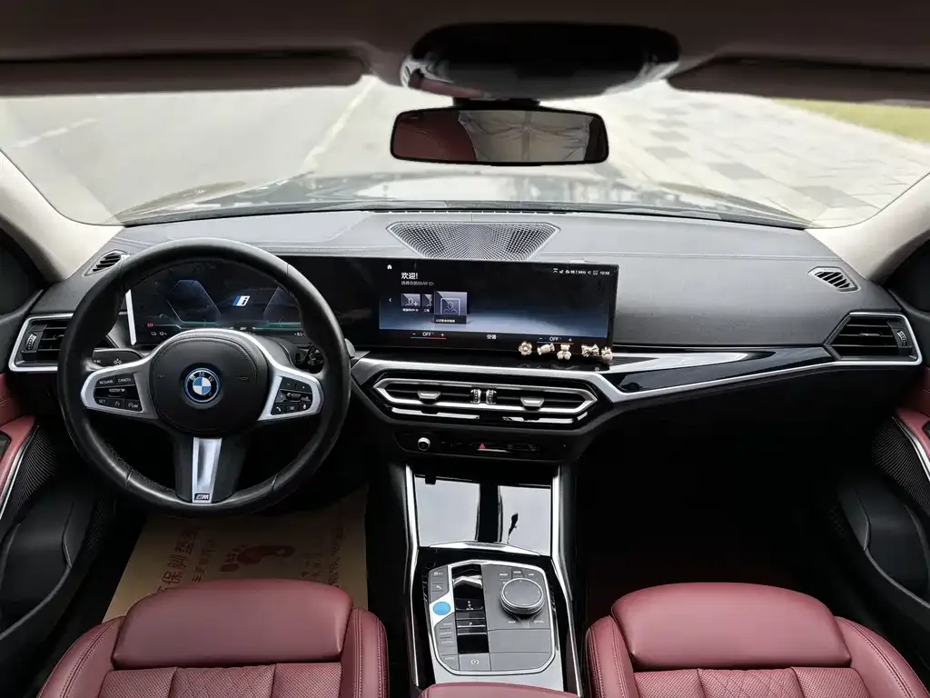 BMW i3 — фото 9