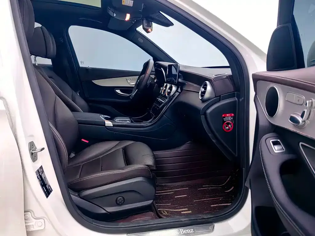 Mercedes-Benz GLC 2022 из CN, фото 3