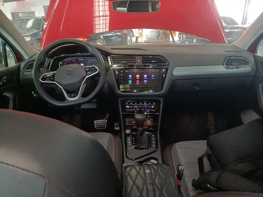 Volkswagen Tiguan X 2021 из CN, фото 10