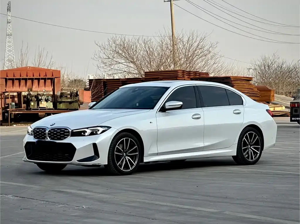 BMW 3 Series 2024 из CN, фото 1