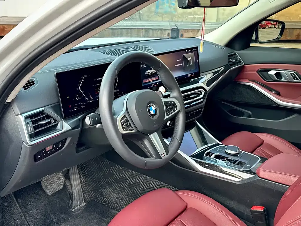 BMW 3 Series 2024 из CN, фото 2