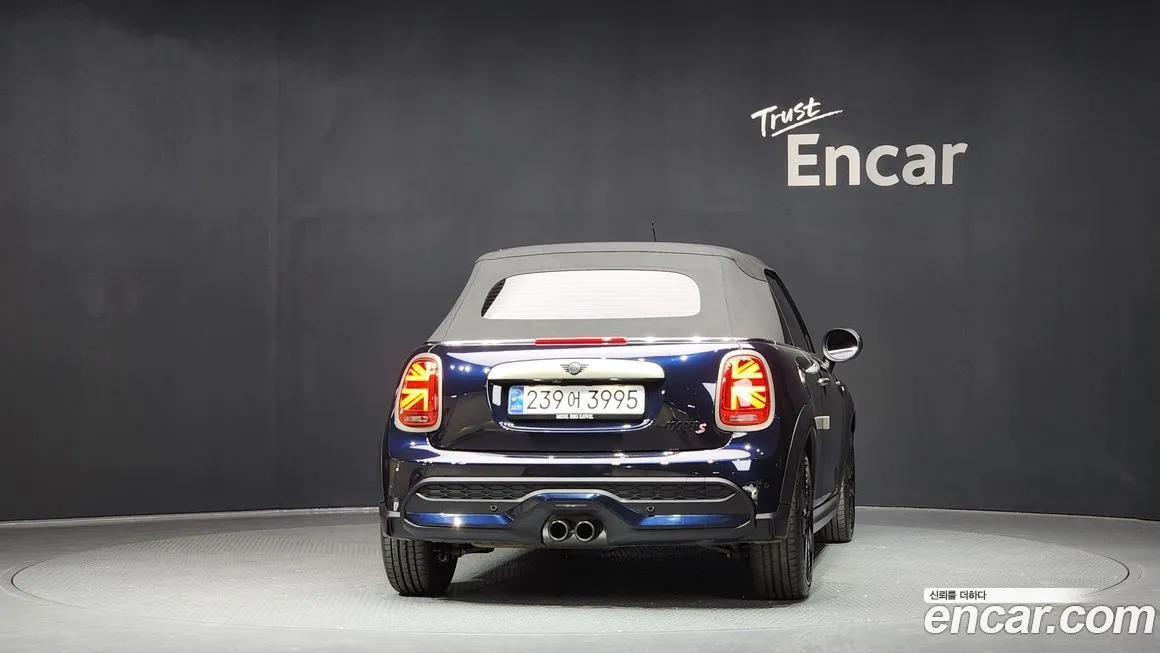 Mini Cooper Convertible 2024 из KR, фото 4