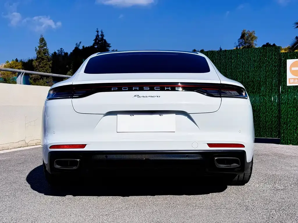 Porsche Panamera — фото 2