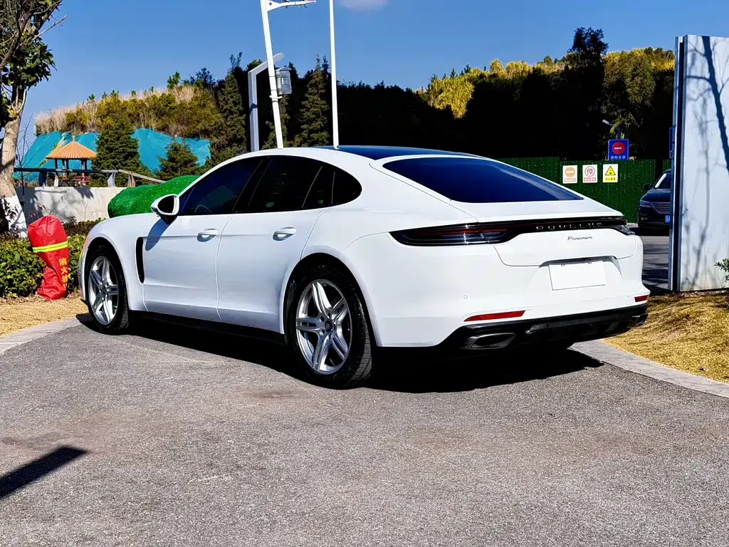 Porsche Panamera — фото 5