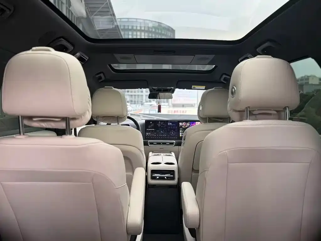 Li Auto L9 2023 из CN, фото 2