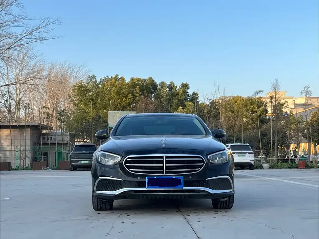 Mercedes-Benz E-Class 2023 из CN, фото 6