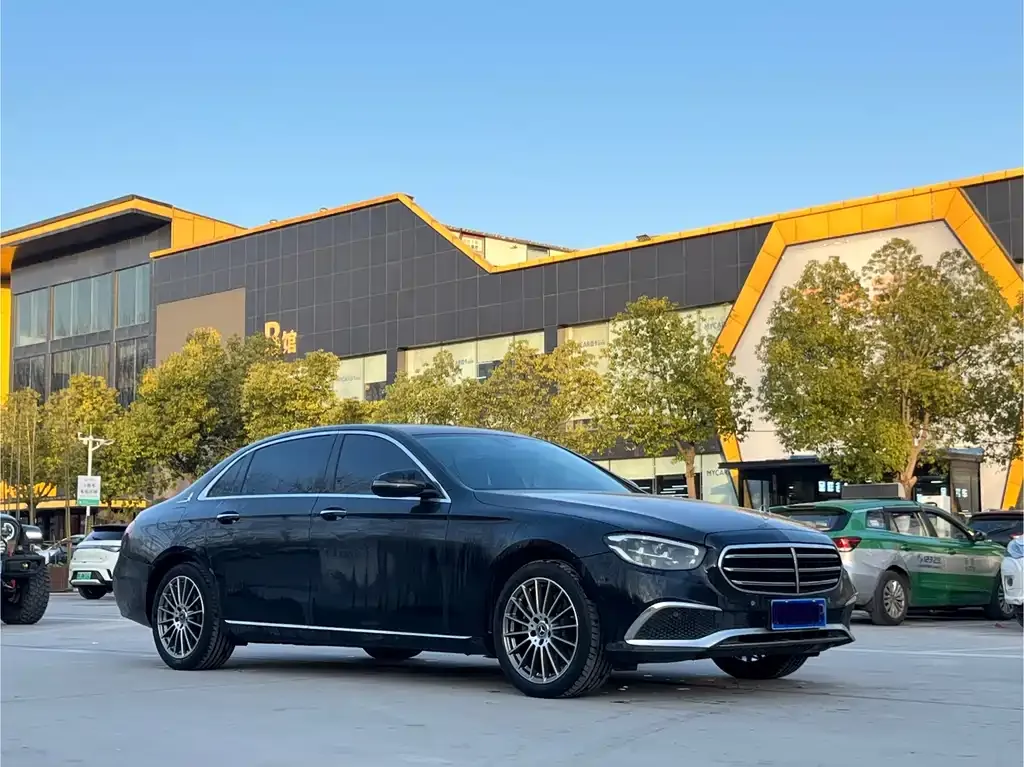 Mercedes-Benz E-Class 2023 из CN, фото 2