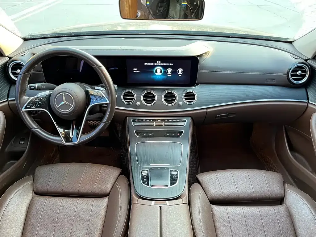 Mercedes-Benz E-Class 2023 из CN, фото 5