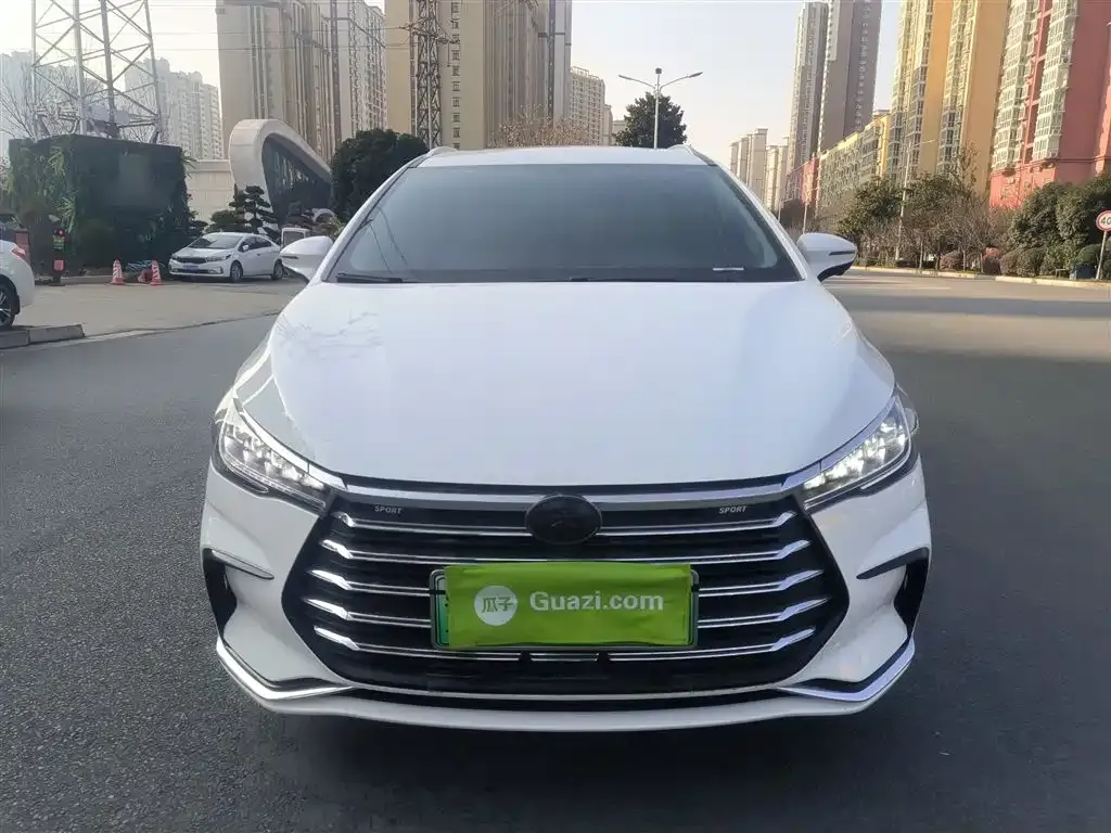 BYD MAX New Energy — фото 3