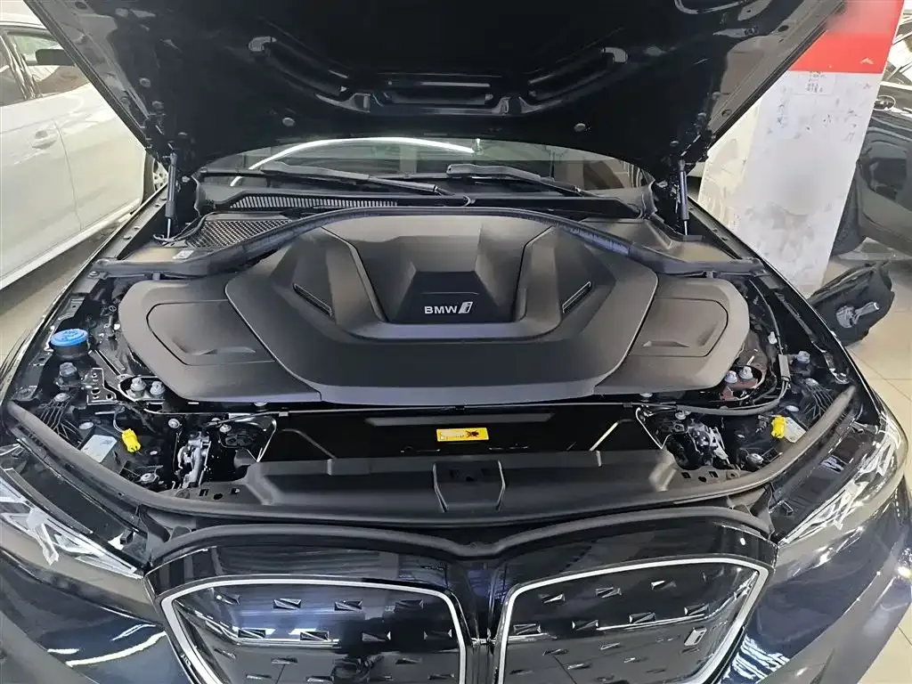 BMW i3 2024 из CN, фото 8