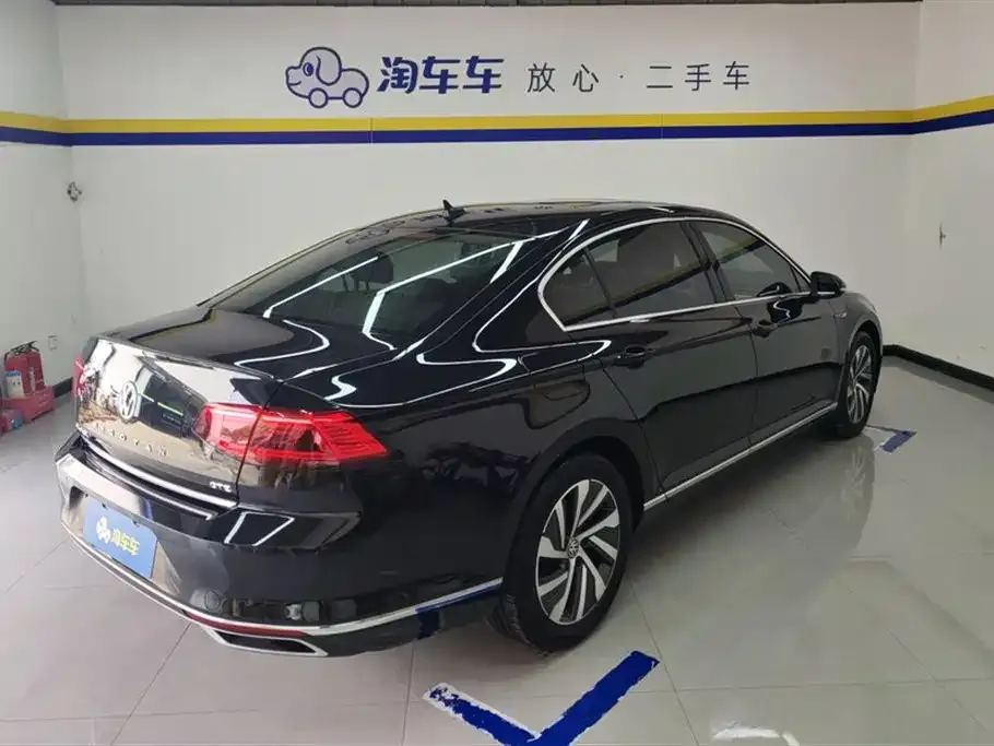 Volkswagen Magotan GTE PHEV 2021 из CN, фото 3