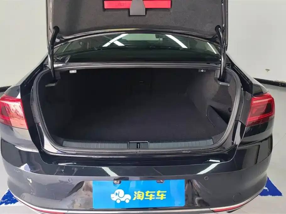 Volkswagen Magotan GTE PHEV 2021 из CN, фото 9