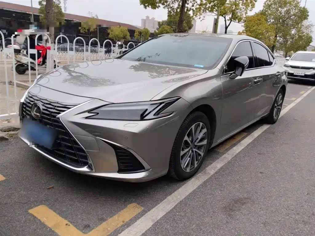 Lexus ES 2025 из CN, фото 9