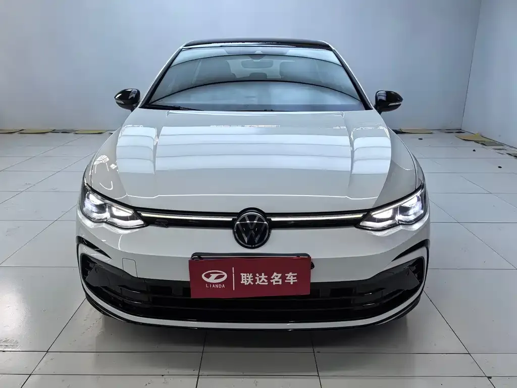 Volkswagen Golf 2022 из CN, фото 3