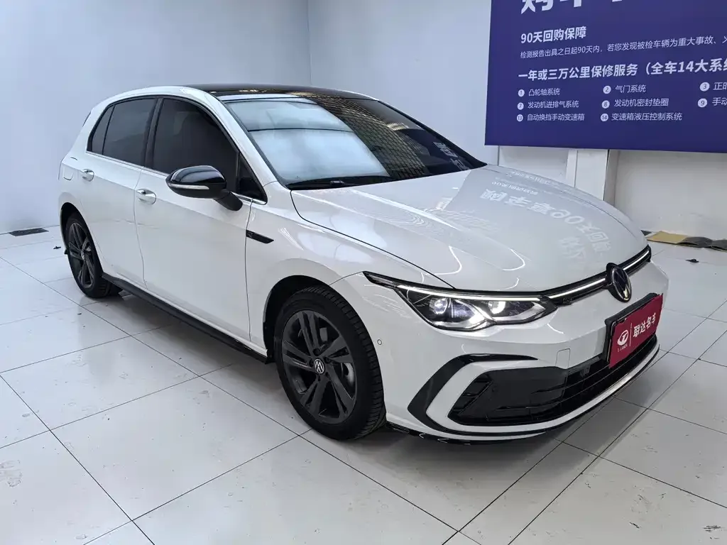 Volkswagen Golf 2022 из CN, фото 8