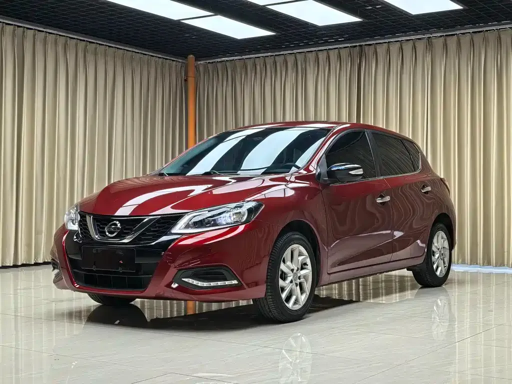 Nissan Tiida 2021 из CN, фото 1