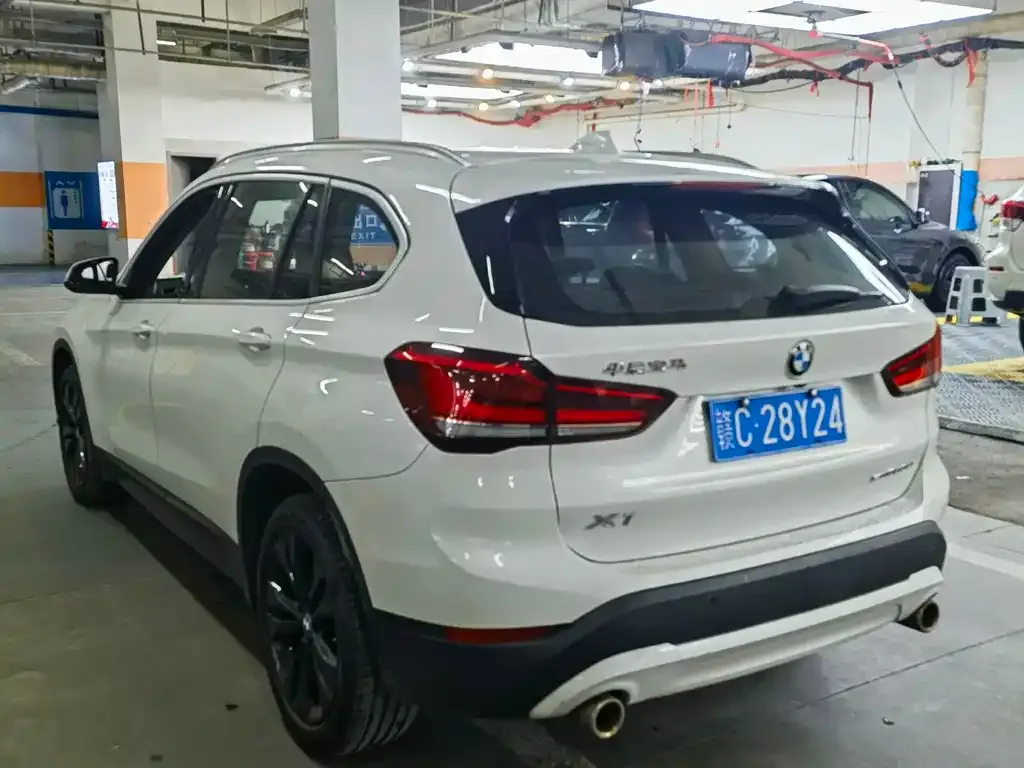 BMW X1 2021 из CN, фото 9