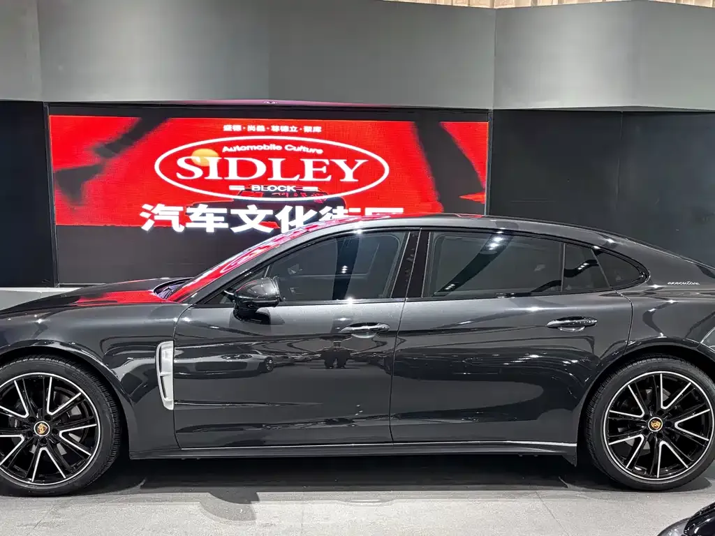 Porsche Panamera 2022 из CN, фото 2