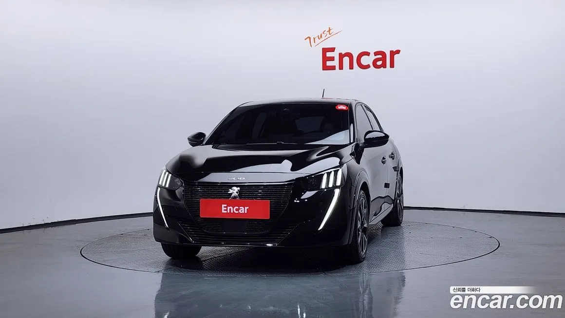 Peugeot 208 2021 из KR, фото 3