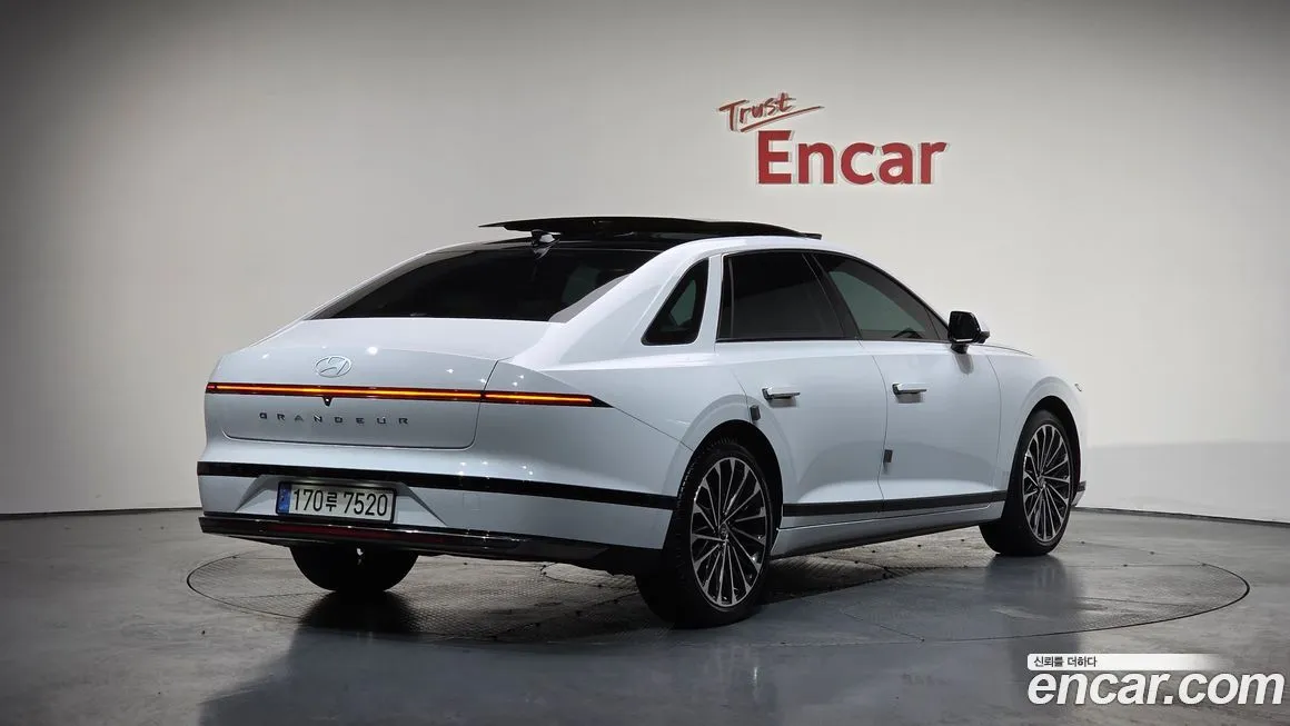 Hyundai Grandeur 2024 из KR, фото 2