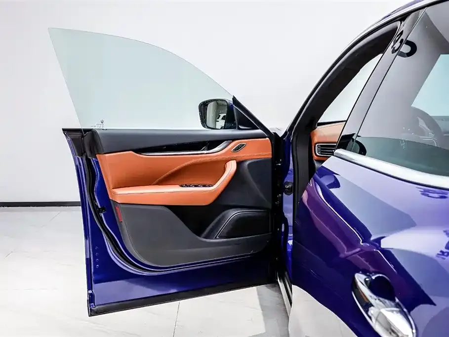 Maserati Levante 2023 из CN, фото 3
