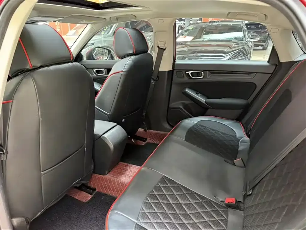 Honda Civic — фото 10