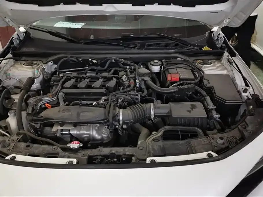 Honda Civic — фото 10