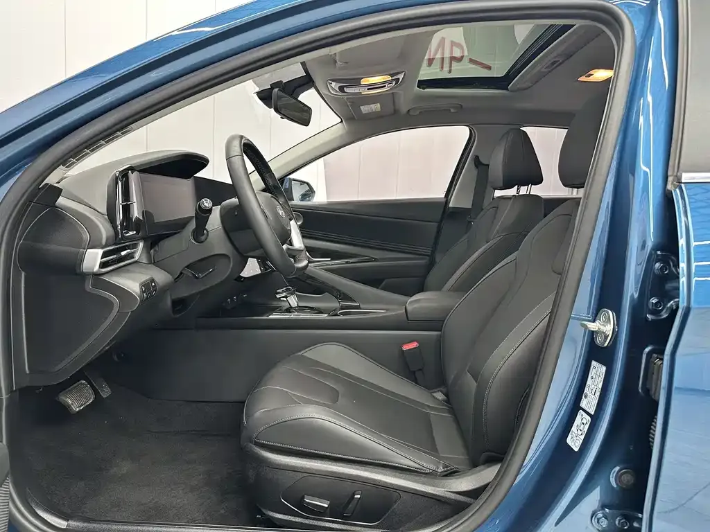 Hyundai Elantra 2022 из CN, фото 6