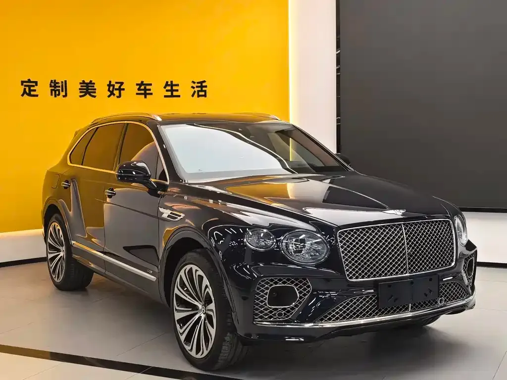 Bentley Bentayga 2022 из CN, фото 10