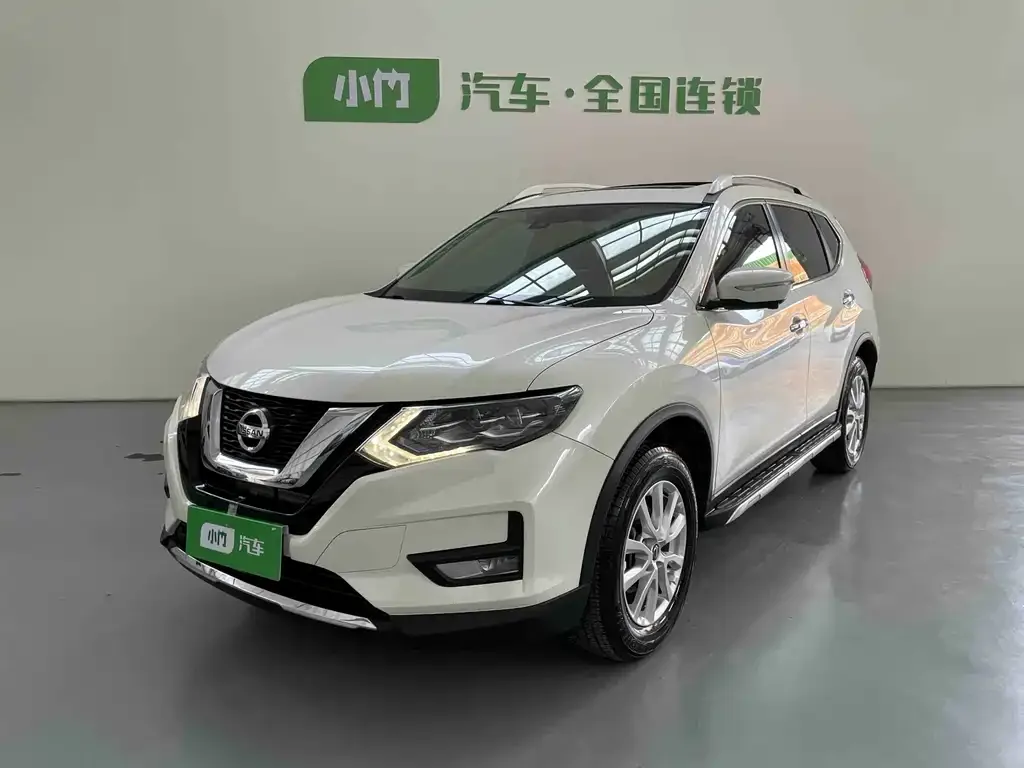 Nissan X-Trail — фото 1