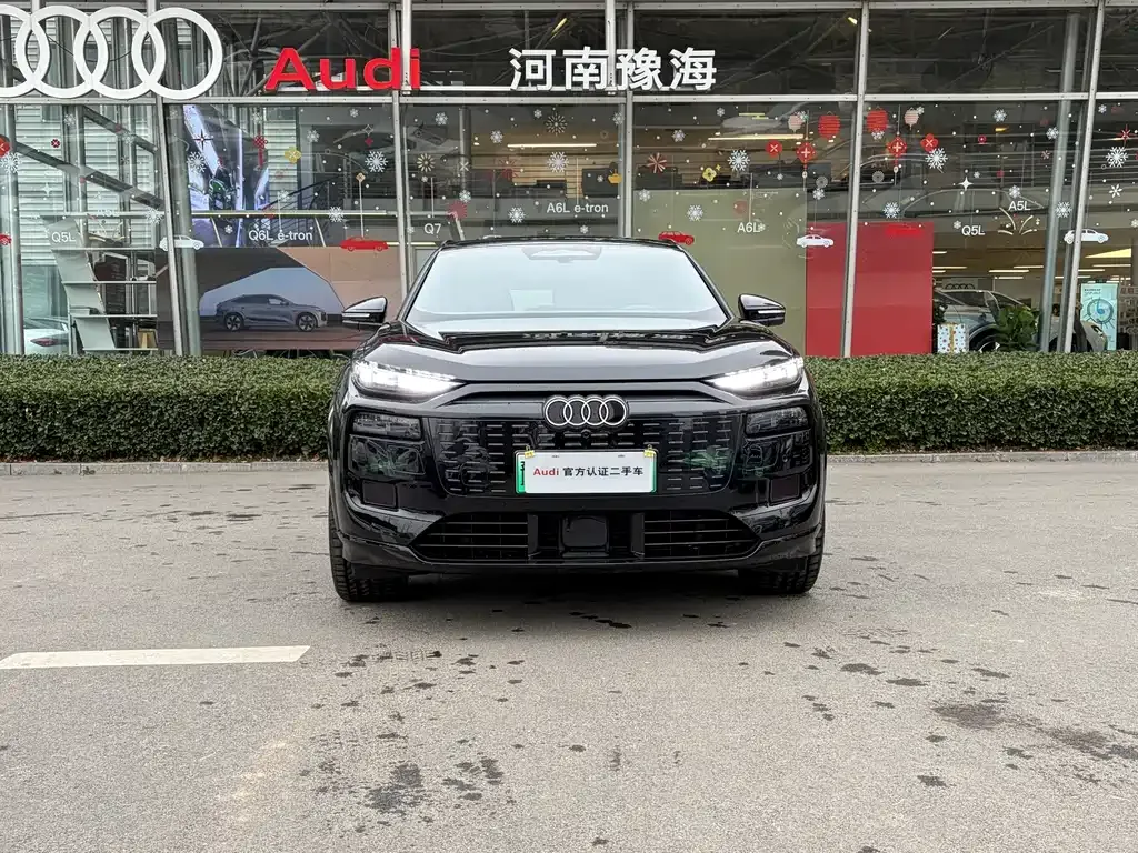 Audi Q6L e-tron — фото 10