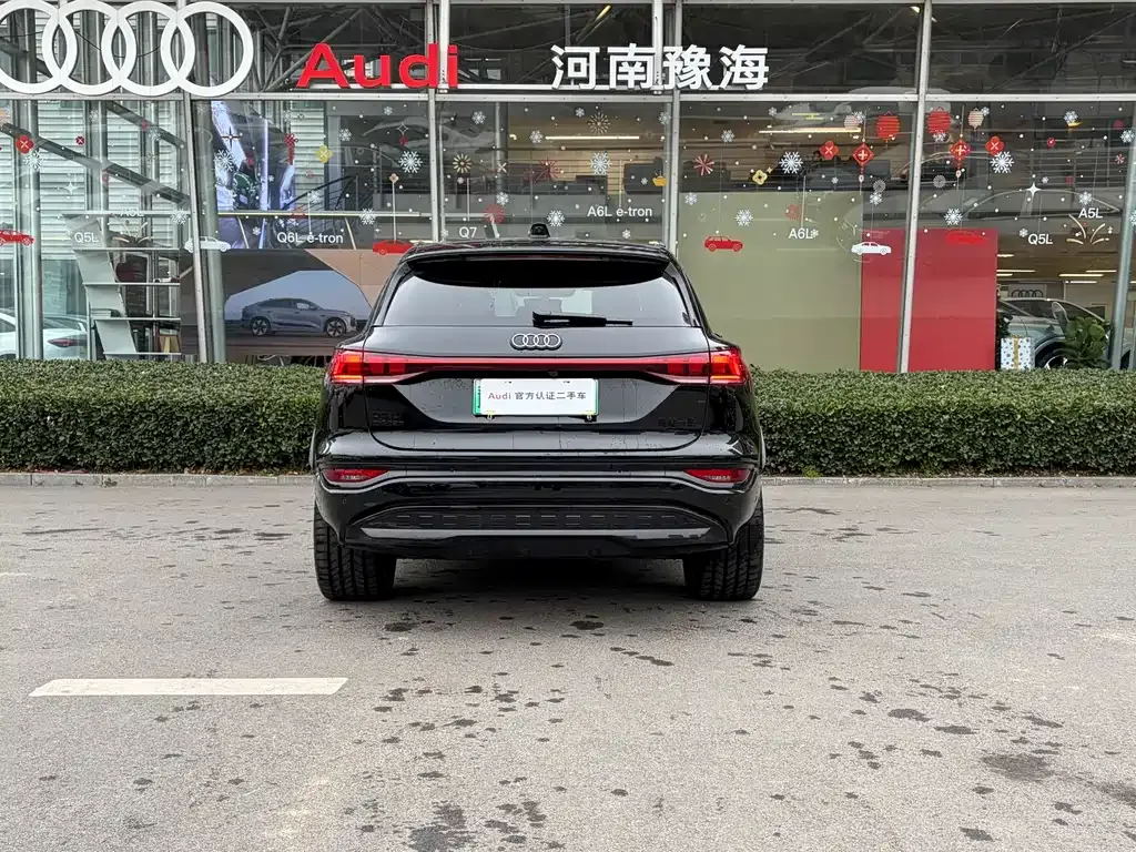 Audi Q6L e-tron — фото 6