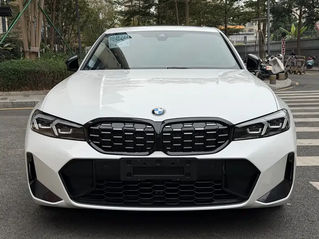 BMW 3 Series 2024 из CN, фото 7