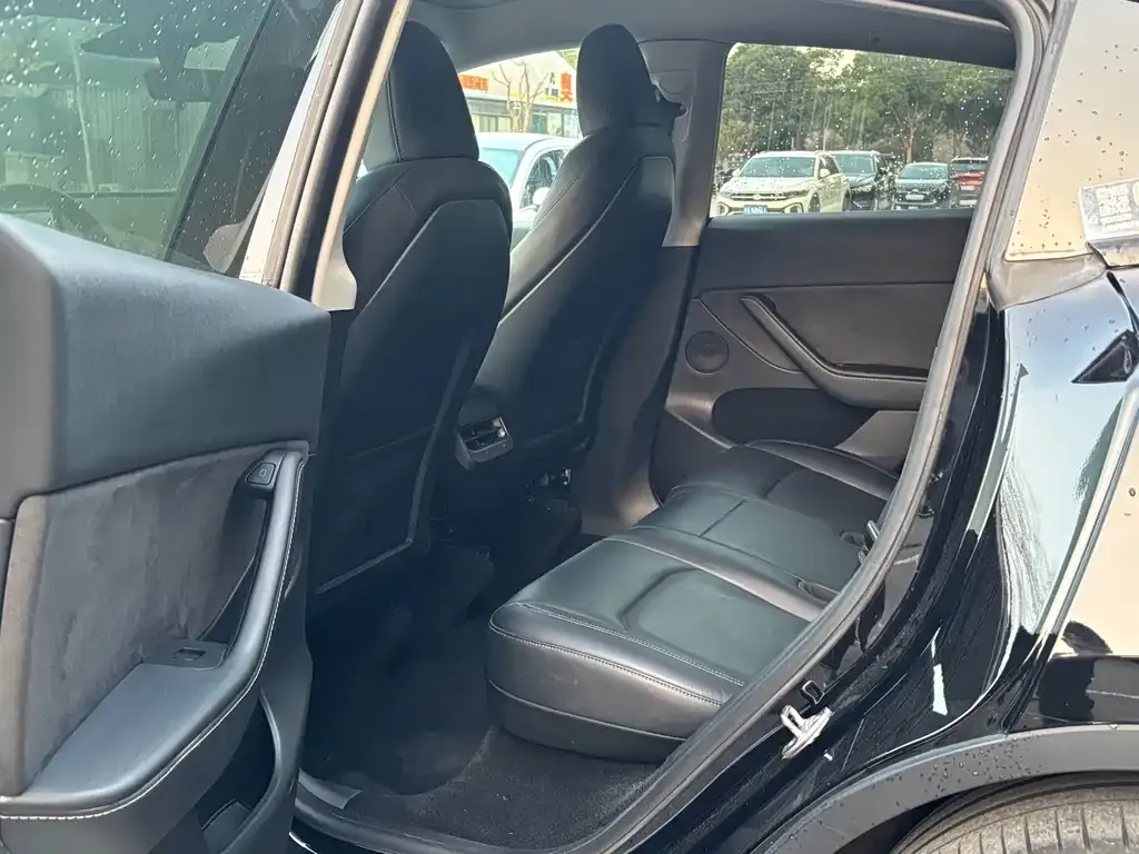 Tesla Model Y 2022 из CN, фото 5