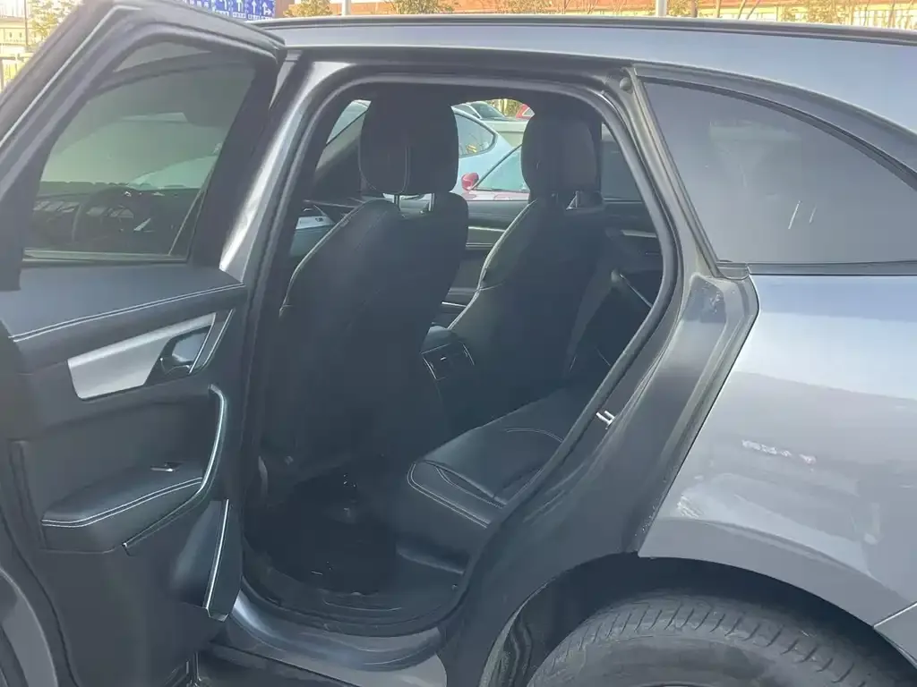 Jaguar F-PACE 2024 из CN, фото 2