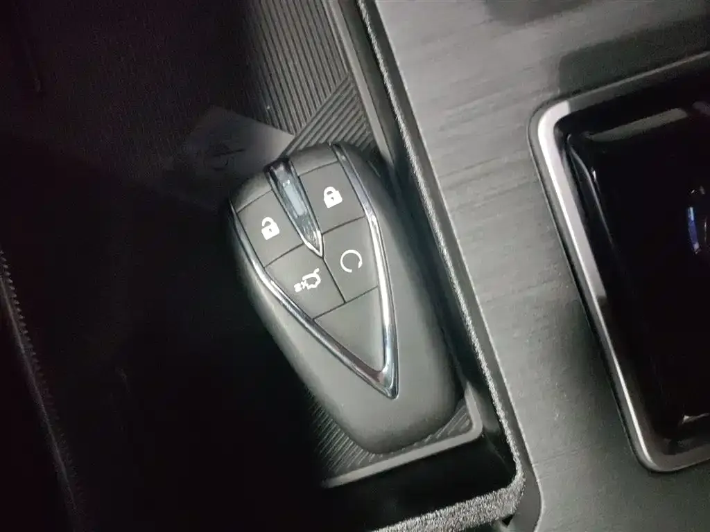 Changan CS75PLUS 2025 из CN, фото 3