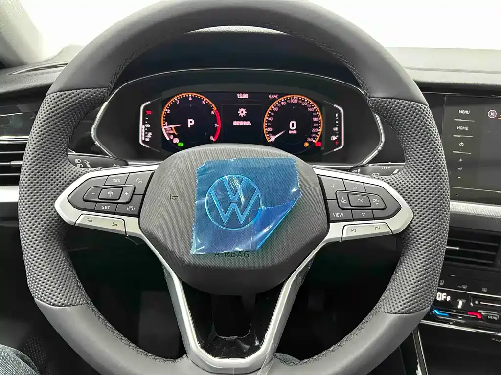 Volkswagen Passat 2025 из CN, фото 8