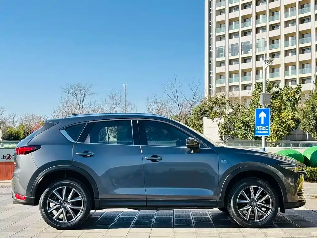 Mazda CX-5 — фото 7