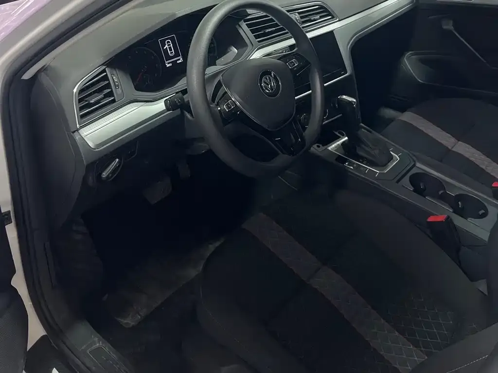 Volkswagen Lamando 2022 из CN, фото 8