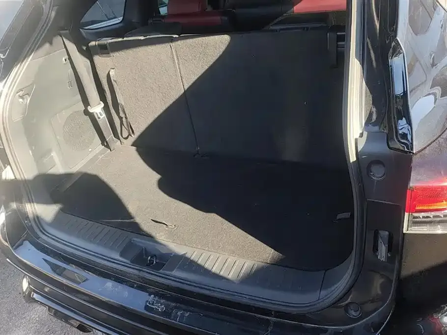 Toyota Crown Kluger 2021 из CN, фото 3