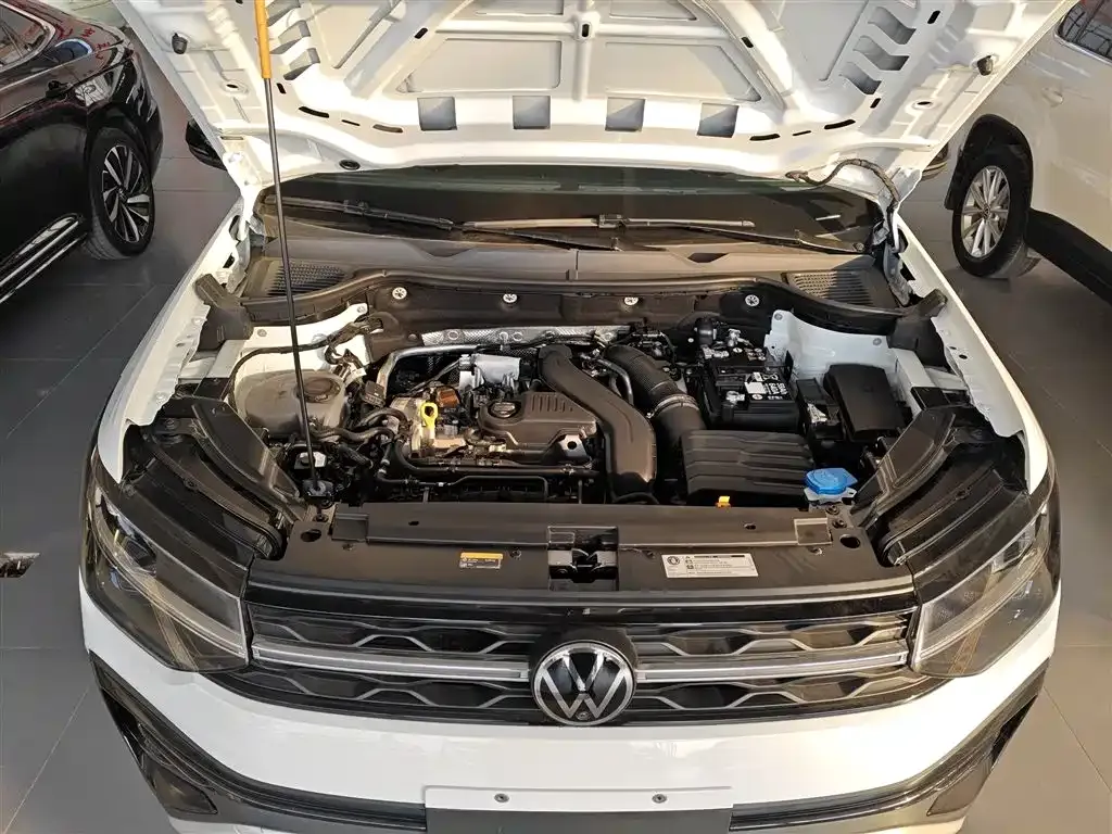 Volkswagen Tharu 2024 из CN, фото 10