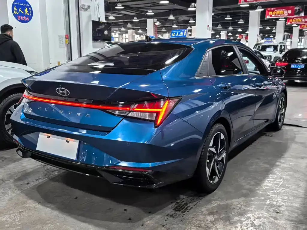 Hyundai Elantra 2021 из CN, фото 3