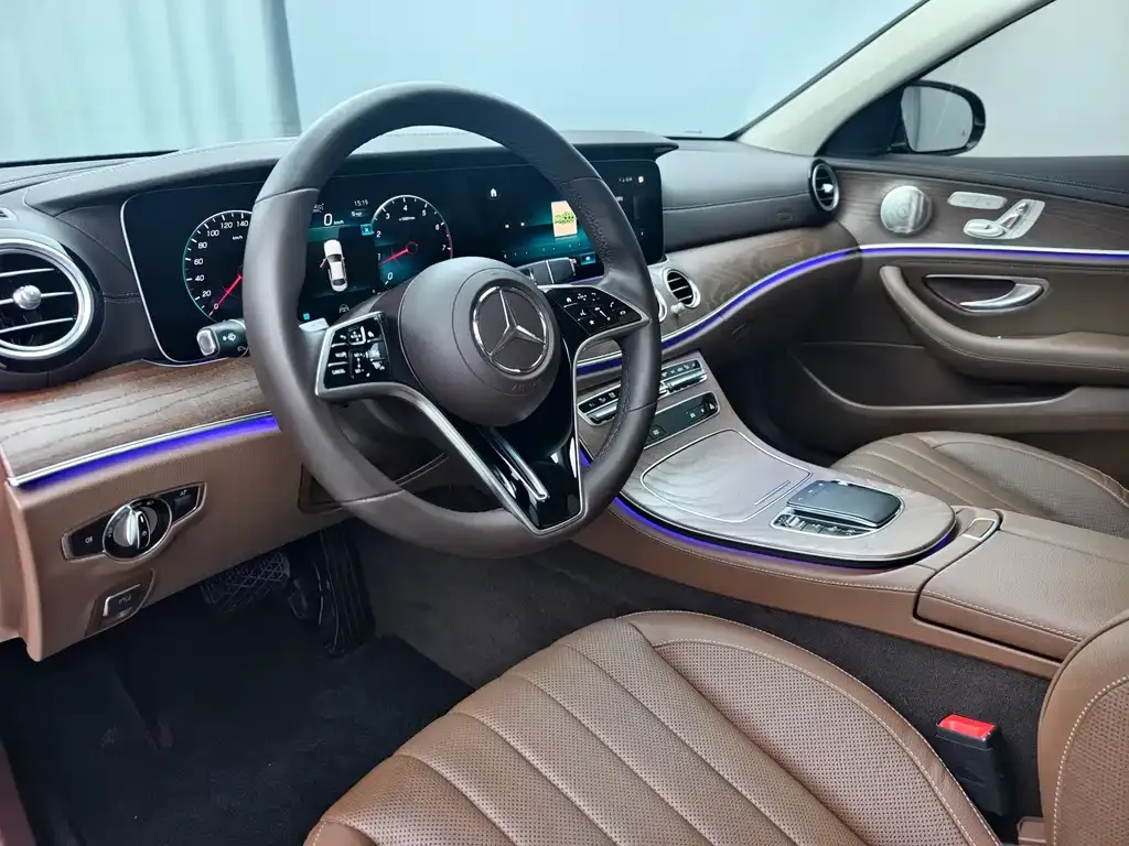 Mercedes-Benz E-Class 2022 из CN, фото 8