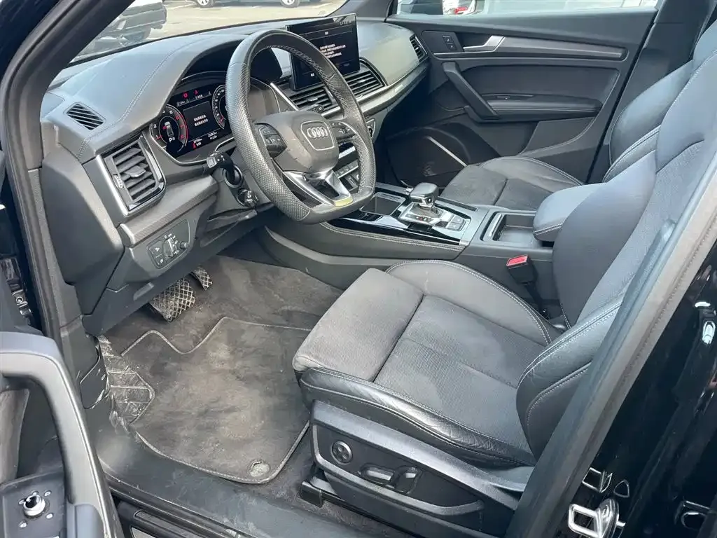 Audi Q5L Sportback 2023 из CN, фото 4