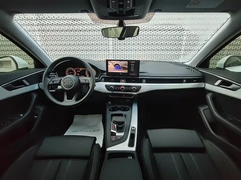 Audi A4L 2025 из CN, фото 5